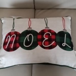 Decoration pillows all weather